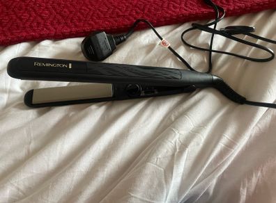 Remington Hair Straightners