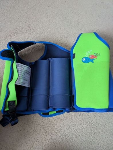 swim vest