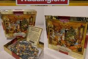 Waddingtons Limited Edition Nearly christmas 1000 pc Double Sided Puzzle