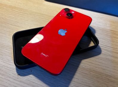 Iphone 14 Red For Parts