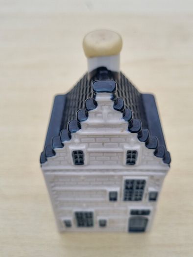 KLM ceramic collector's house no. 82