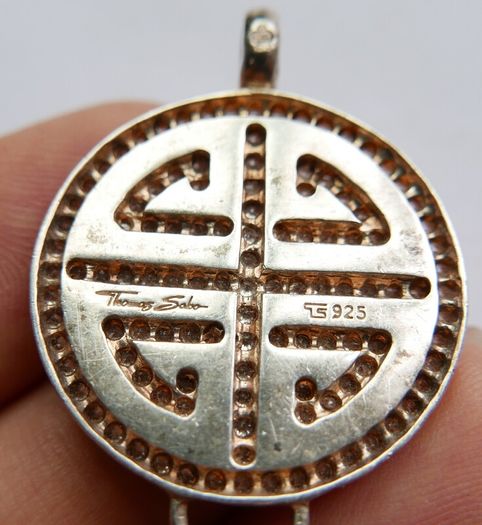THOMAS SABO 925 Serling Silver Lucky Great Blessing Symbol  Pendant with Stone Detail