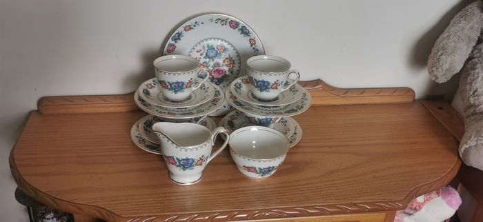 arklow pottery Teaseat