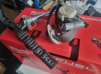 Hyundai ix35 driver side seat belt + tensioner