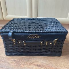 Dunnes Hamper (Empty)