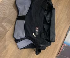 eastpak travel bag