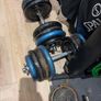 weight bench and dumbells Image 3
