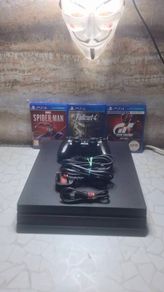 Sony PlayStation 4 Pro 1TB 4K Console PS4 & Black Controller Fallout 4 Spiderman