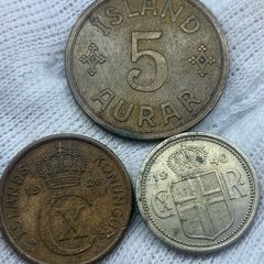 Island coin lot see pictures
