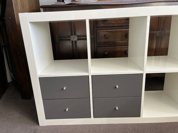 IKEA Kallax shelving unit - white with 4 grey drawers