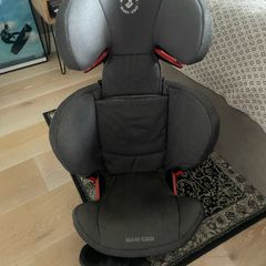 Maxi Cosi RodiFix booster car seat