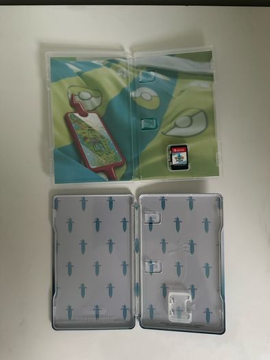 Nintendo Switch Pokemon Sword game & Steelbook
