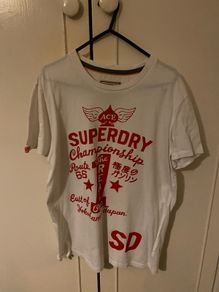 Large Superdry t shirt