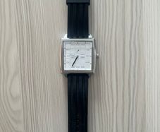 Chilli Beans Square Watch