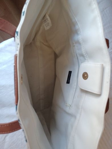 Handbag