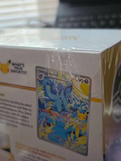 Pokemon TCG: 30th Celebration ETB
