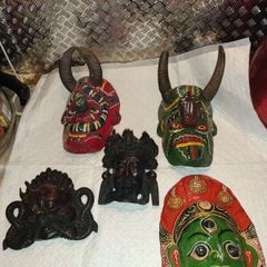 5 rare wall masks