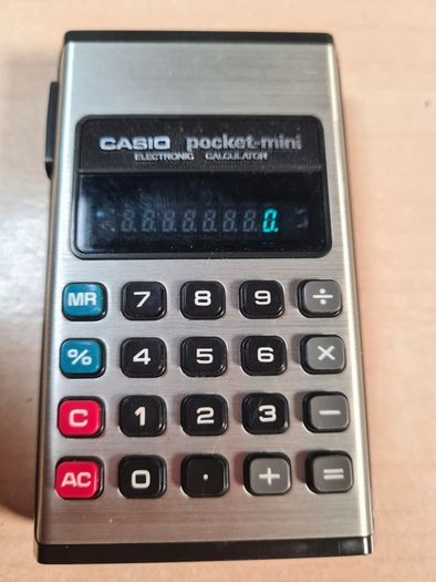 Vintage Casio P-180 Pocket Mini Electronic Calculator