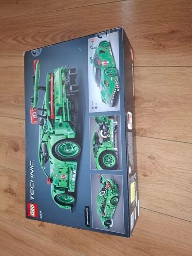 LEGO Technic 42224 Porsche 911 GT3 R REXY AO Racing
