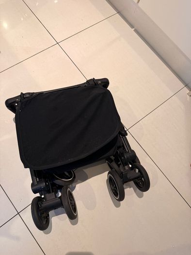 GB pocket stroller