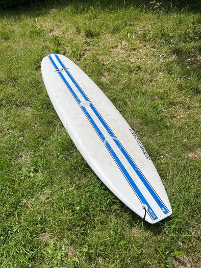 BIC 7'9" surfboard