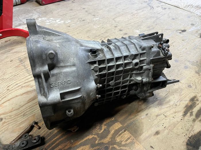 Getrag 260 - BMW E30 325i Gearbox