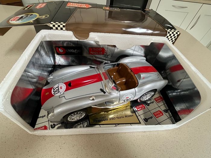 Mille Miglia Burago Model Car Scale 1/18
