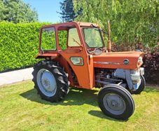 Massey Ferguson 135