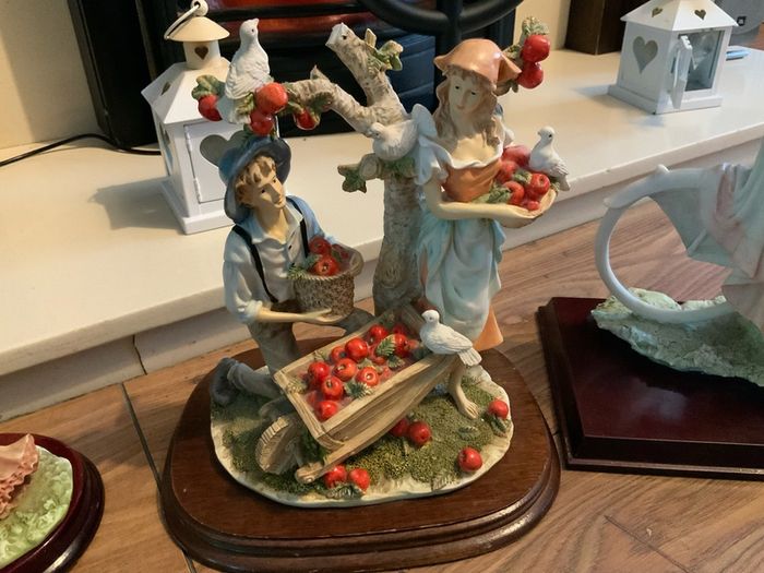Clock, figures, Display Cabinet