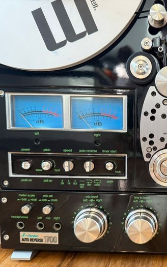 Hifi at its very best Mega Rare opportunity to own the greatest Technics reel to reel, the RS-1700 but this is Xtra special as its The McIntosh Tribute completely Restored the only one in the country 17k to buy