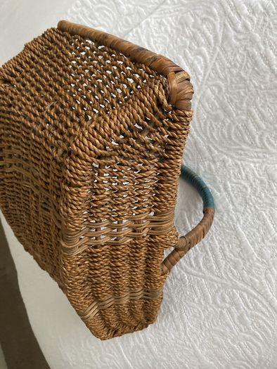 Antique Basket Truc style
