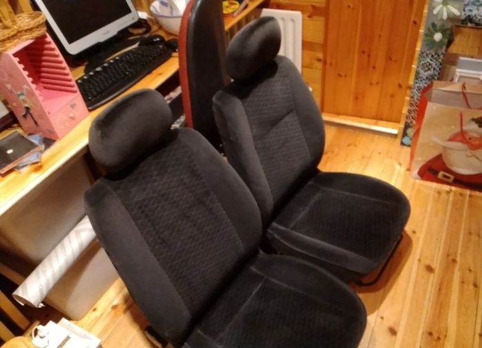 Opal Astra seats