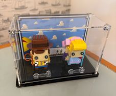 Lego 40553 Woody and Bo Peep Brickheadz in Display Case
