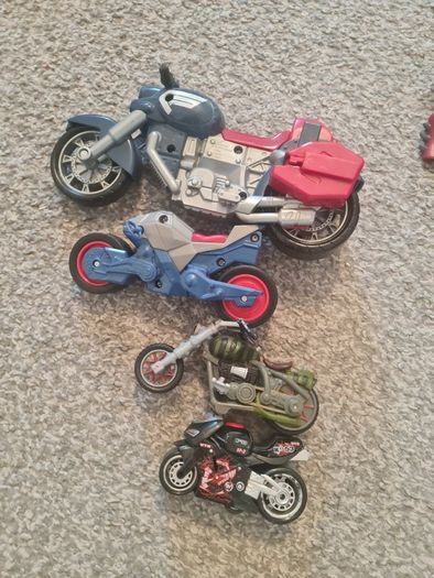 Motorbikes x 4