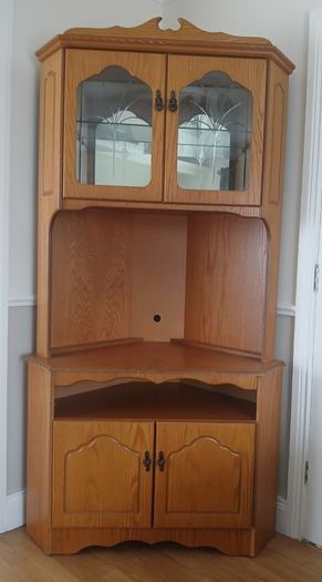 Wooden corner display cabinet