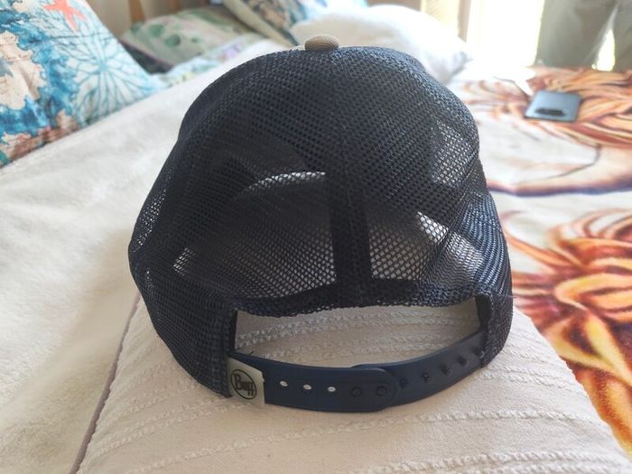 Buff hat