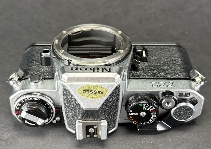 Nikon FE 2 bundle