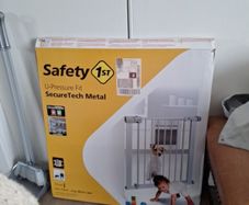 Safety 1st stair gate