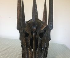 Lord of the Rings Helm of Sauron