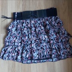 New Look RaRa skirt BNWOT
