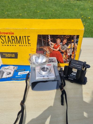 Vintage Kodak Browni Starmite