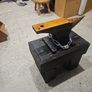 anvil on stand Image 9