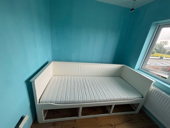 single day bed