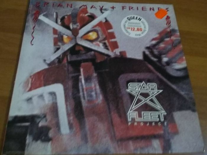 lP Vinil - Queen. 9 Albums + 2 Solo albums. In good condition.