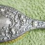Antique Sterling Silver hallmarked Repousse Clothes Brush 140,9g Image 2