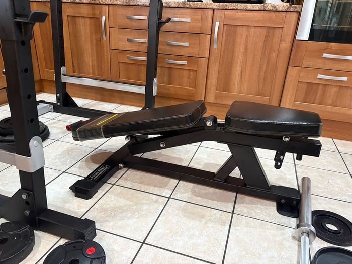 Heavy Duty Squat Power Rack (rated To Hold 350kg!) Gym Weight Set, Bench Bars, Weights, Cable System!!!