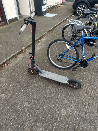 Electric scooter