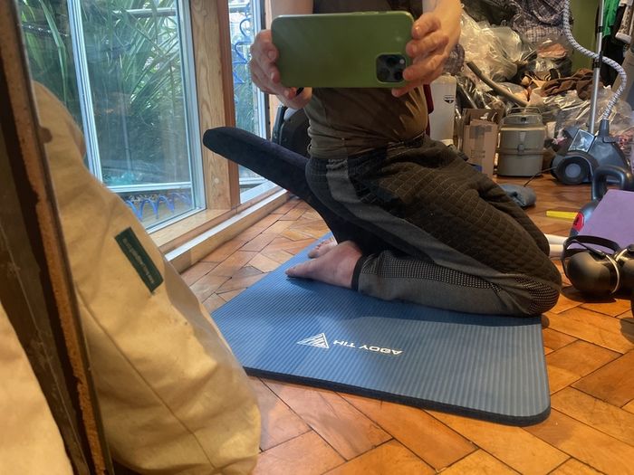 Meditation seat horse / saddle