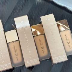 Anastasia Beverly Hills Impeccable Blurring Second Skin Matte Foundation new in boxes