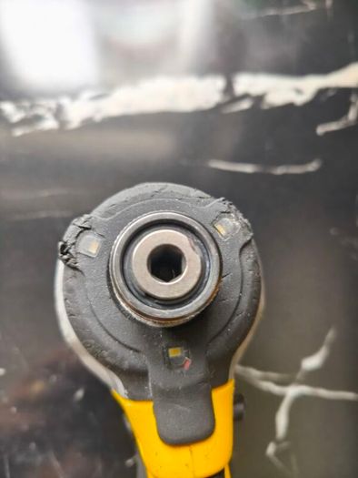 DeWalt impactor